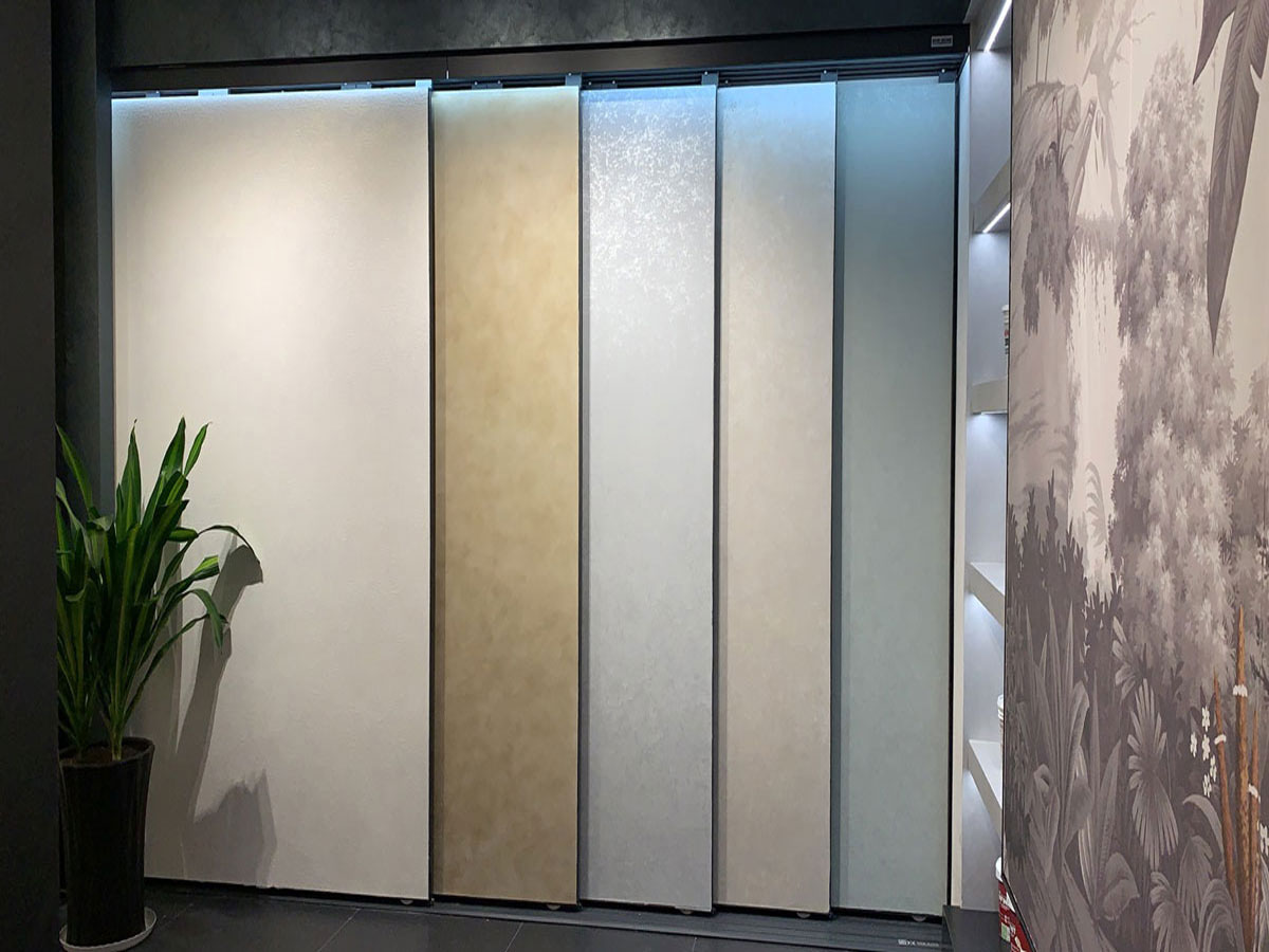 r7s-wall-covering-sliding-displays